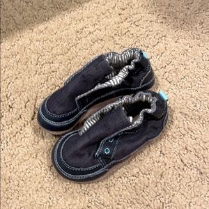 Robeez blue shoes 6-12 month